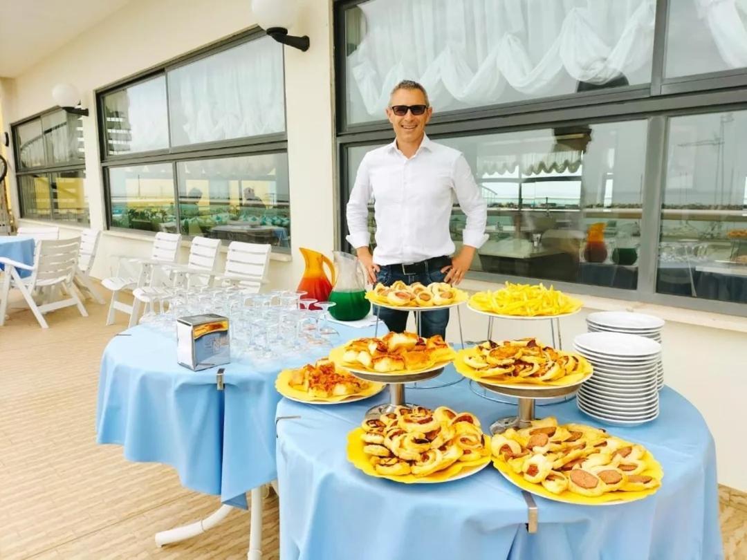 Hotel Igea Spiaggia Bellaria-Igea Marina Extérieur photo